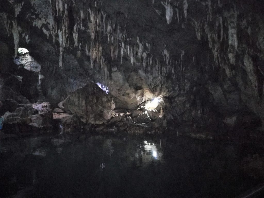 De grot Hinagdanan cave op Bohol in de Filipijnen