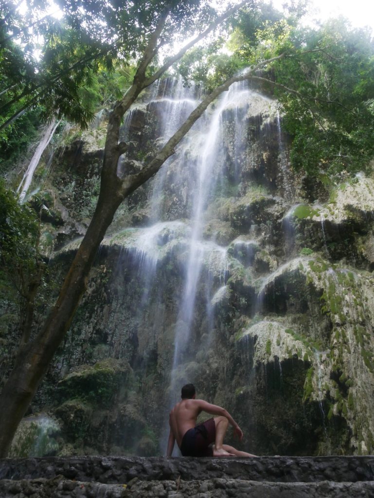 Tumalog waterval bij Oslob in Cebu in de Filipijnen